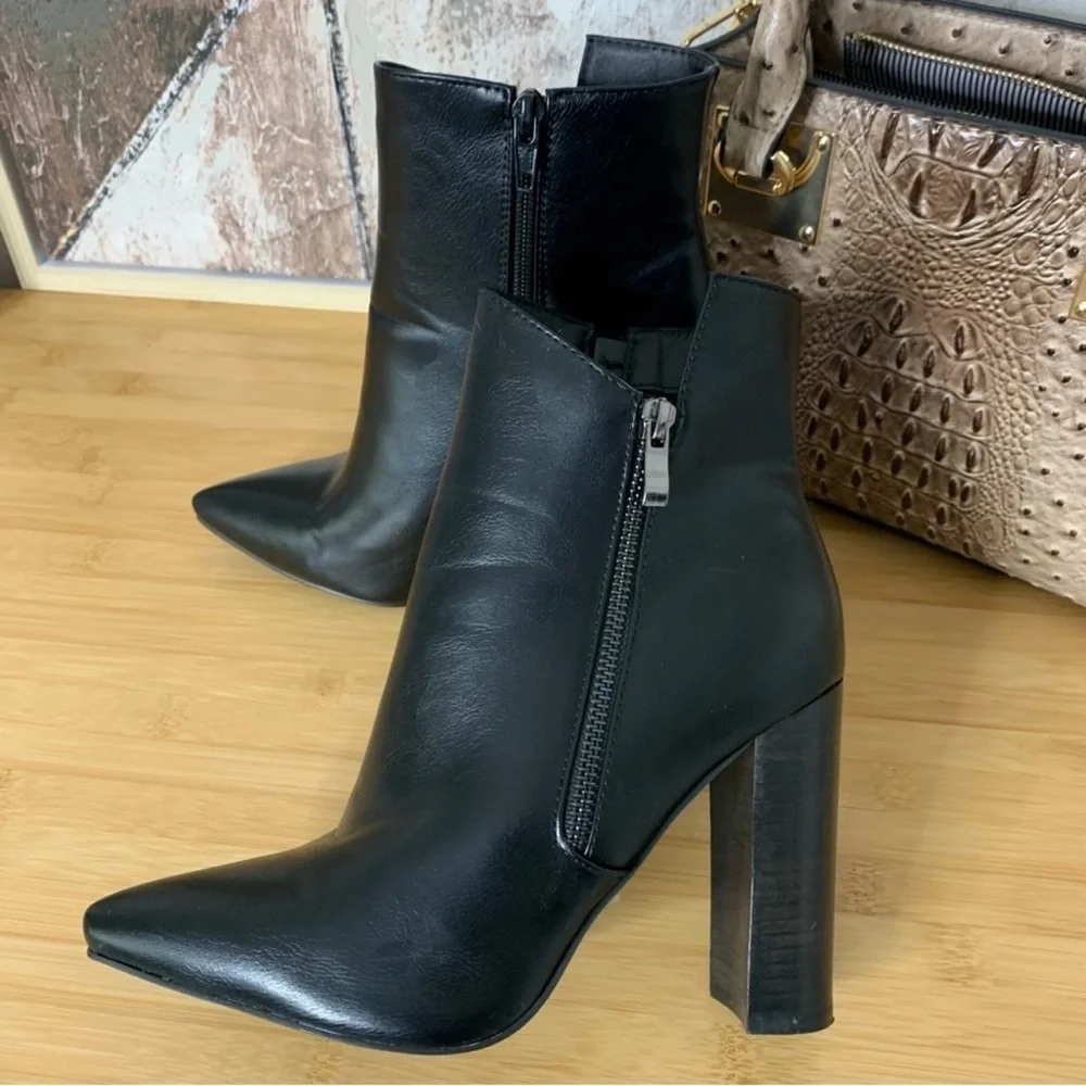BILLINI MABELLE Princess Polly Ankle Boots in Black Size 8